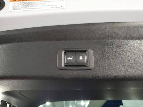 2023 Mitsubishi Outlander PHEV SE