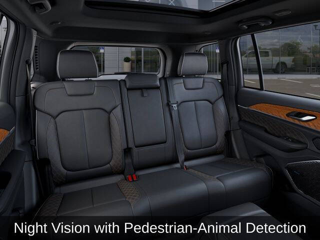 2026 Jeep Grand Cherokee Summit