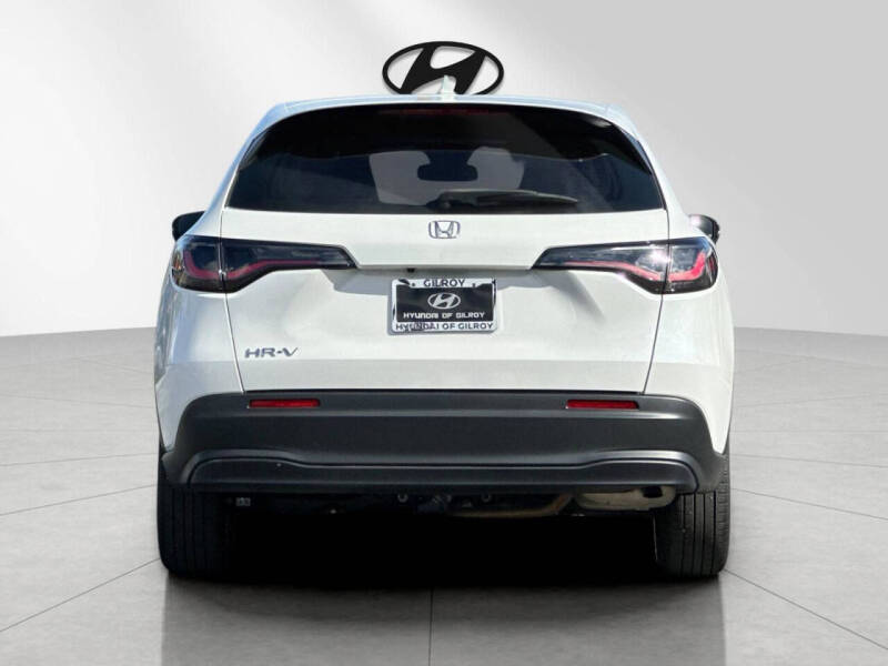 2025 Honda HR-V LX