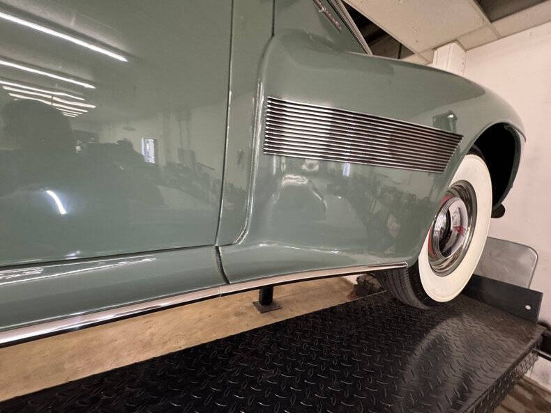1940 Oldsmobile Custom Cruiser