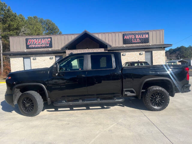 2024 Chevrolet Silverado 2500HD LT's photo