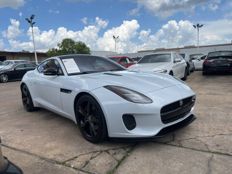 2019 Jaguar F-TYPE P300
