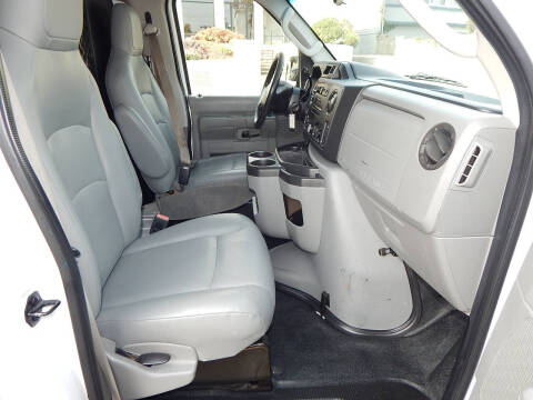 2013 Ford E-Series E-150