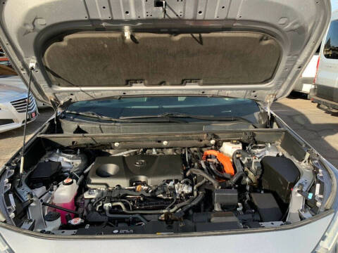 2022 Toyota RAV4 Hybrid XLE