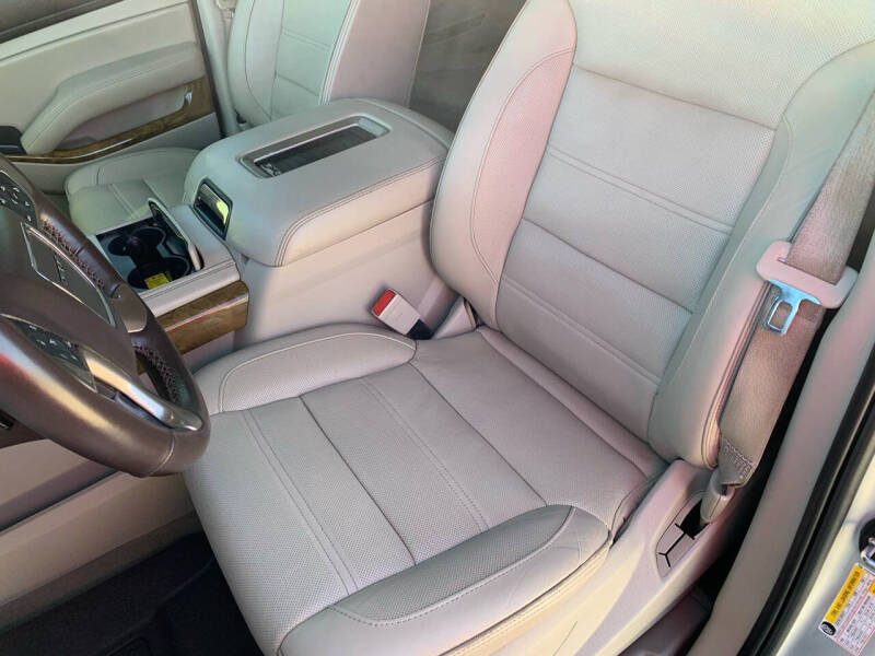 2017 GMC Yukon XL Denali