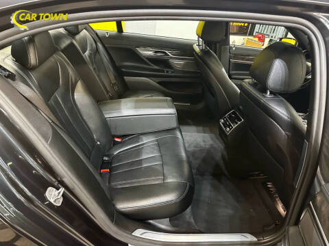 2019 BMW 7 Series 740i