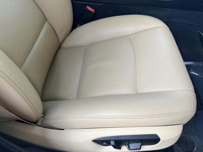 2016 BMW 5 Series 528i
