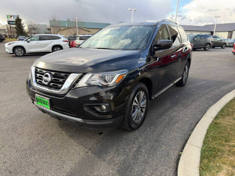 2019 Nissan Pathfinder SV