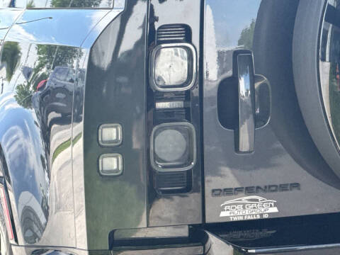 2024 Land Rover Defender 110 P400 X