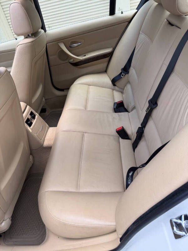 2006 BMW 3 Series 330i