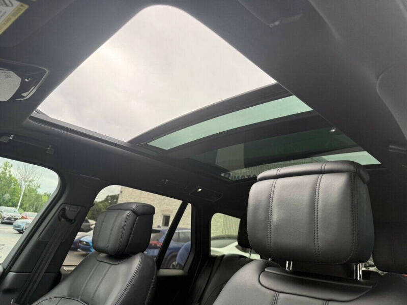 2020 Land Rover Range Rover P525 HSE