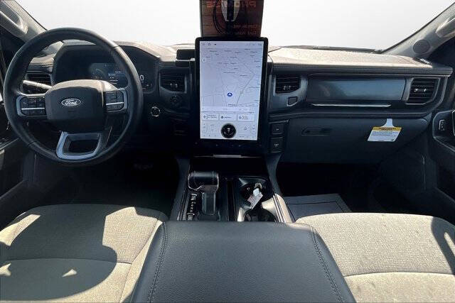 2024 Ford F-150 Lightning Flash