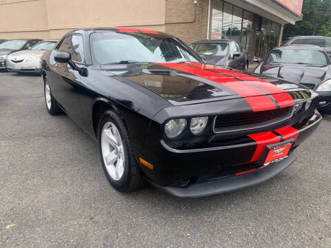 2013 Dodge Challenger SXT Plus