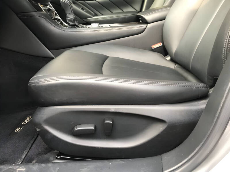 2018 Infiniti Q50 3.0T Luxe