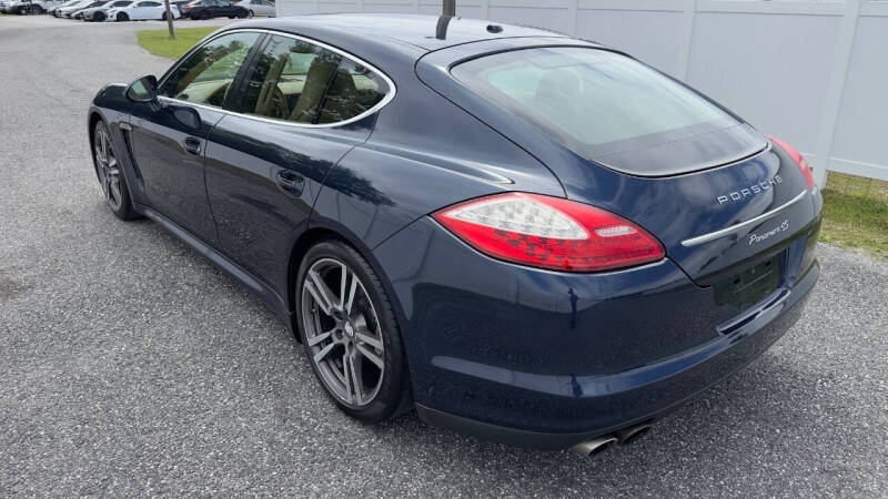 2011 Porsche Panamera 4S