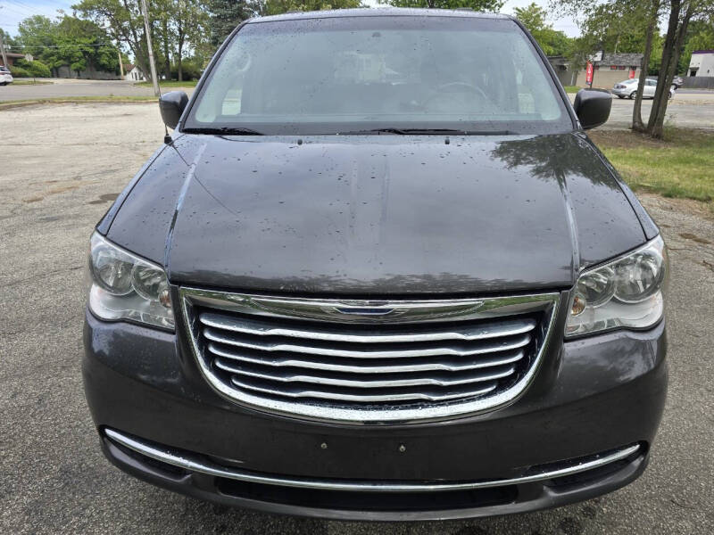 2016 Chrysler Town and Country Touring