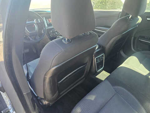 2017 Dodge Charger SE