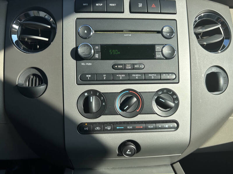 2012 Ford Expedition XLT