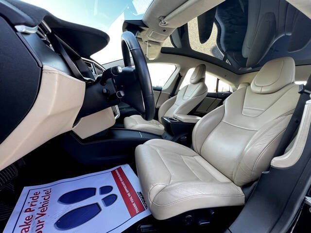 2017 Tesla Model S 90D