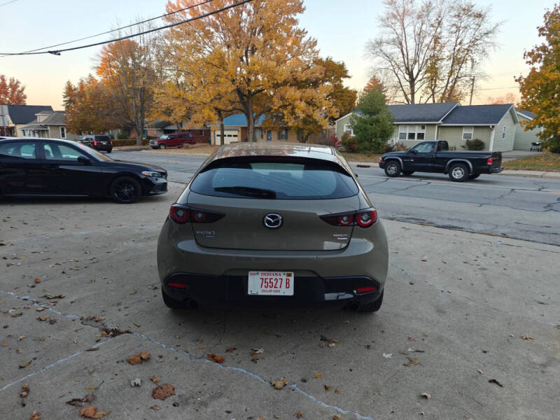 2024 Mazda Mazda3 Hatchback 2.5 Carbon Turbo