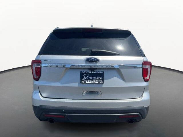 2016 Ford Explorer