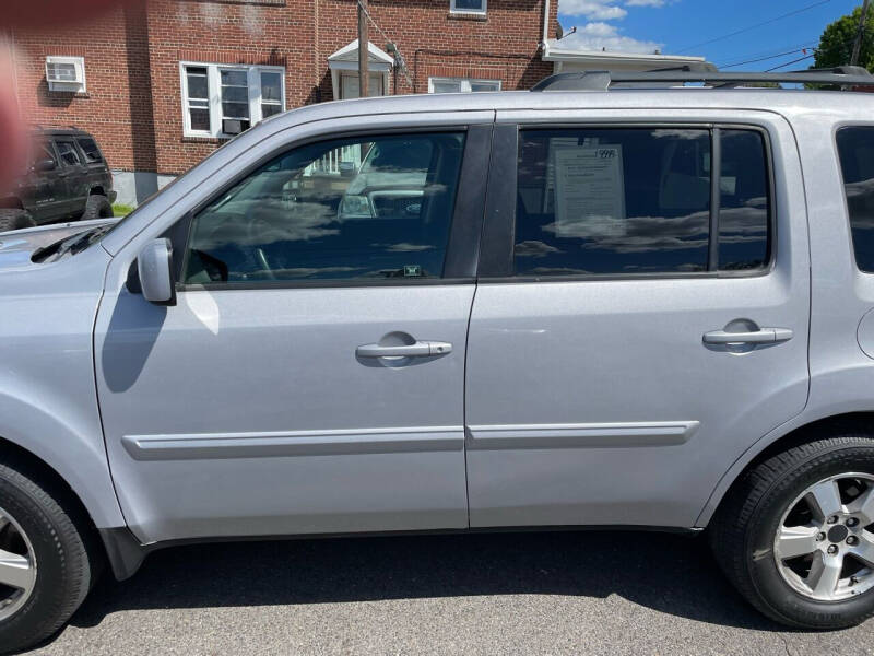 2010 Honda Pilot null photo 2