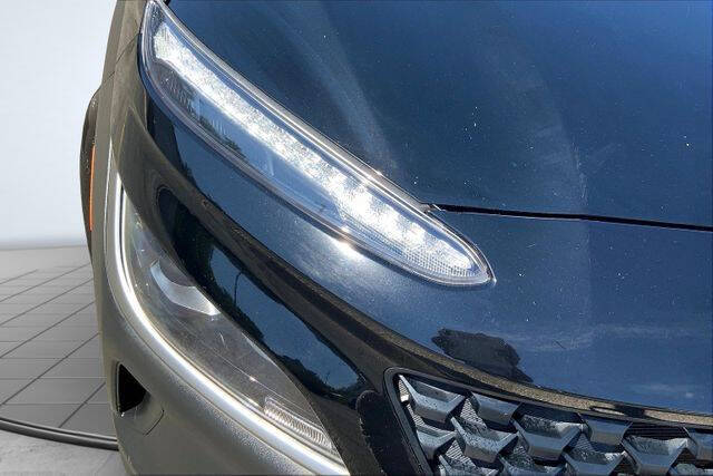 2023 Hyundai Kona SE