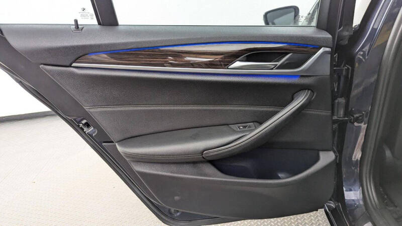 2017 BMW 5 Series 530i