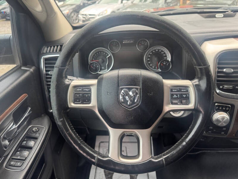 2016 RAM 1500 Laramie