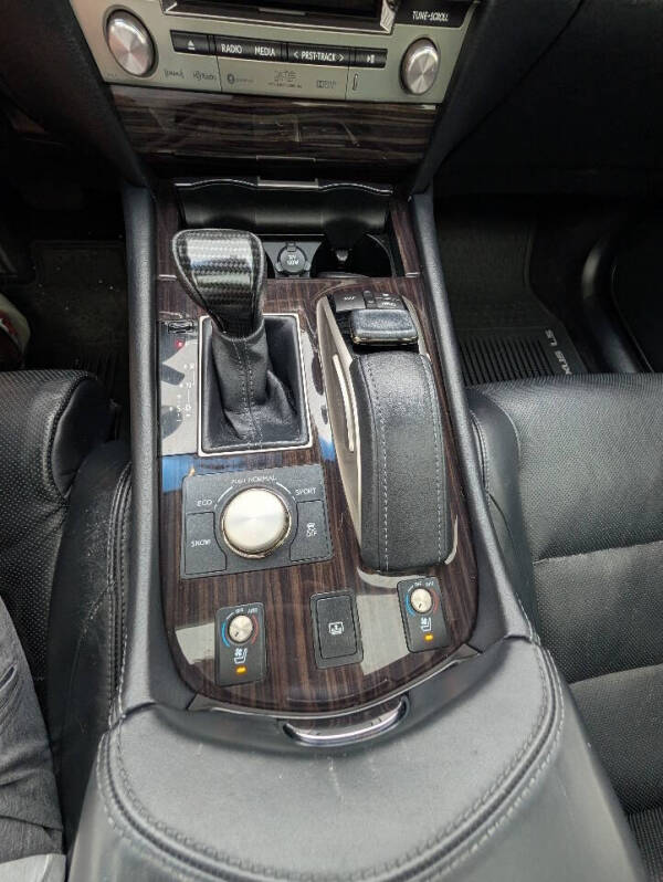 2017 Lexus LS 460 L
