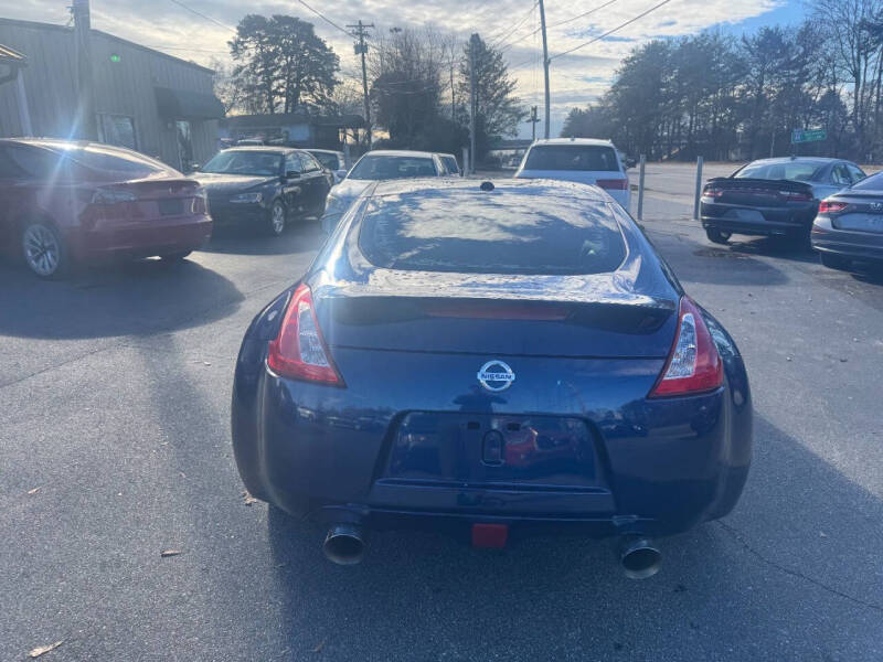 2017 Nissan 370Z Sport