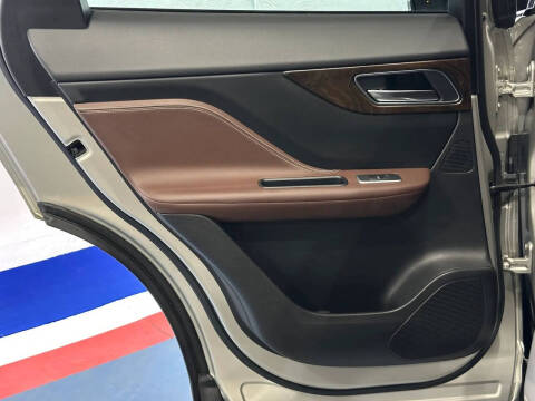 2017 Jaguar F-PACE S