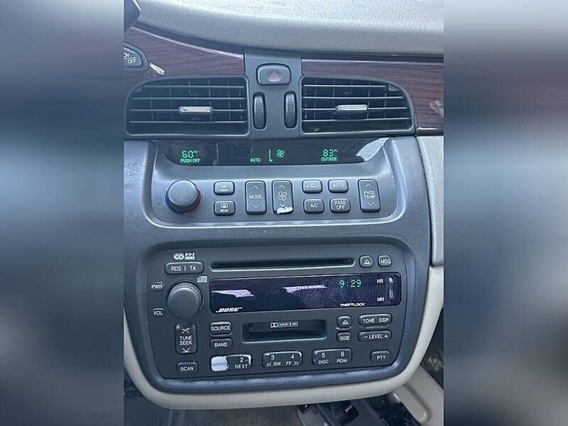 2004 Cadillac DeVille DHS