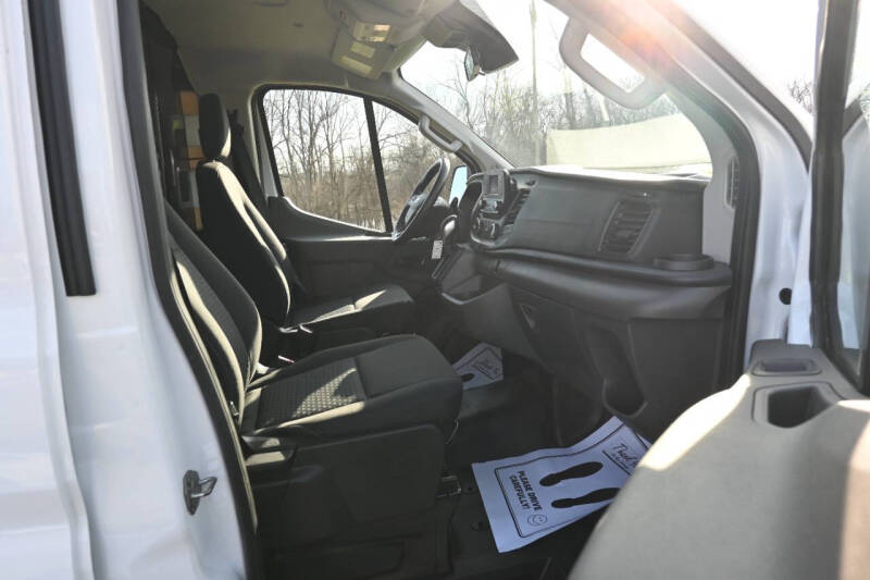 2024 Ford Transit 250