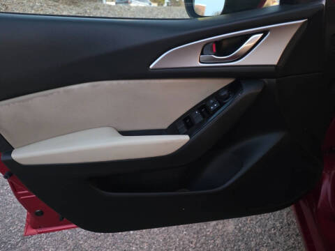 2017 Mazda MAZDA3 Sport