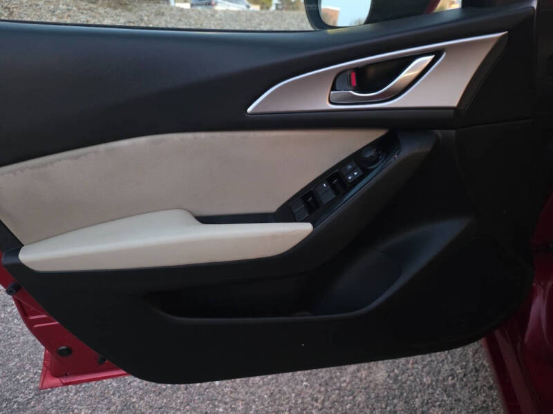 2017 Mazda MAZDA3 Sport