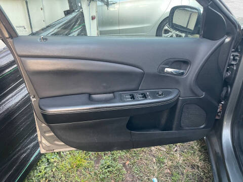 2012 Chrysler 200 Limited