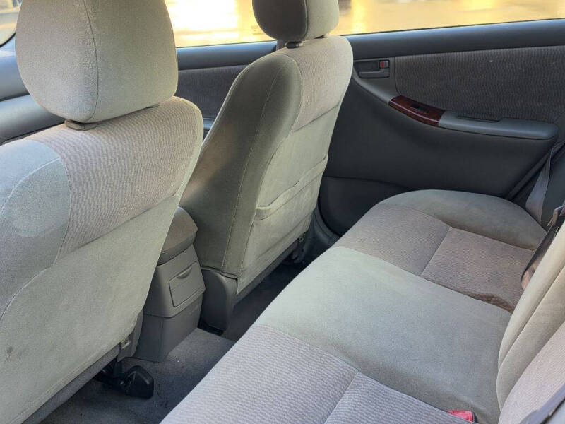 2006 Toyota Corolla LE