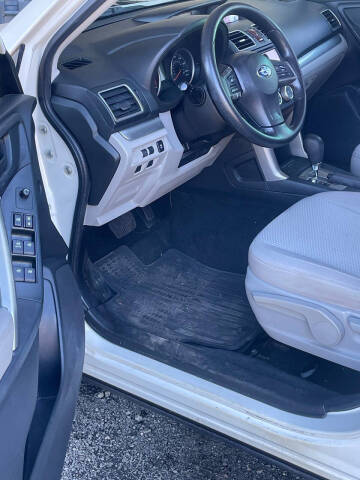 2016 Subaru Forester 2.5i