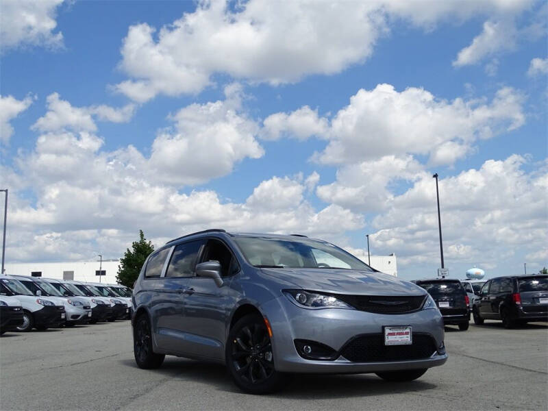2020 Chrysler Pacifica Touring L