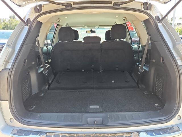 2016 Nissan Pathfinder SV