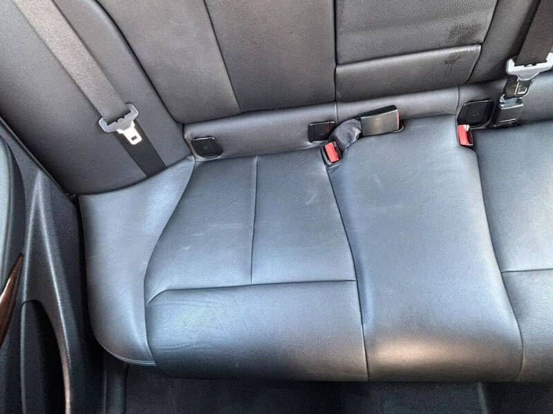 2013 BMW 3 Series 328i