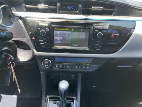 2016 Toyota Corolla LE