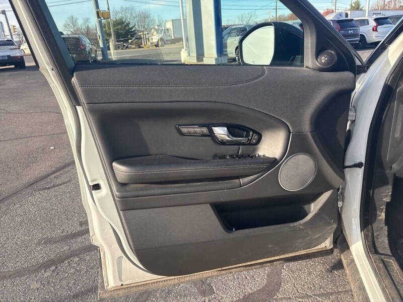 2019 Land Rover Range Rover Evoque SE Premium