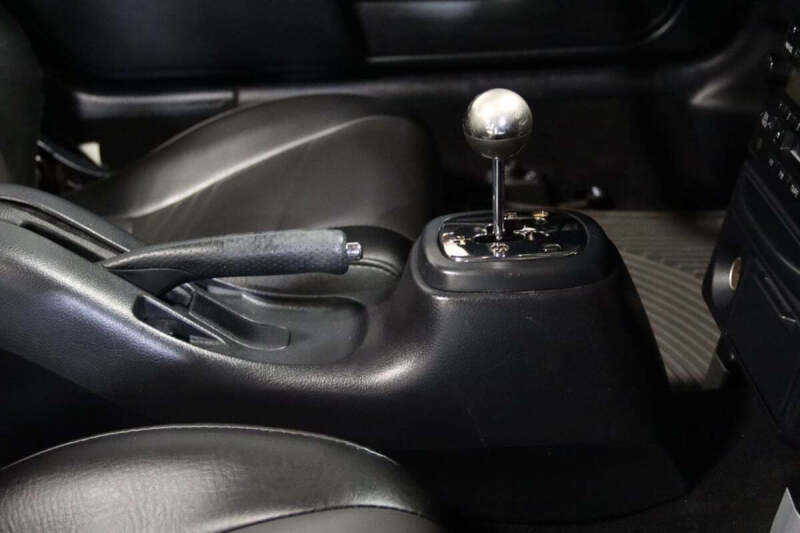 2004 Toyota MR2 Spyder
