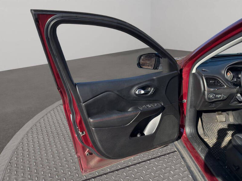 2021 Jeep Cherokee Trailhawk