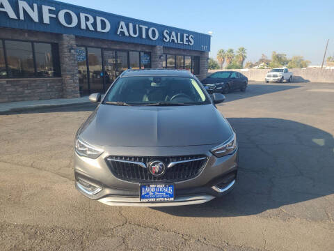2018 Buick Regal TourX Essence