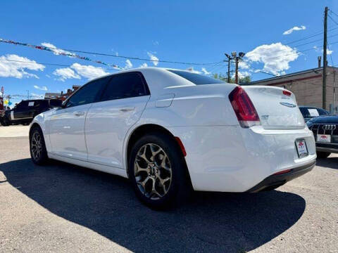 2017 Chrysler 300 S