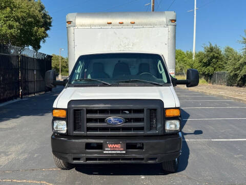 2017 Ford E-Series E-350 SD