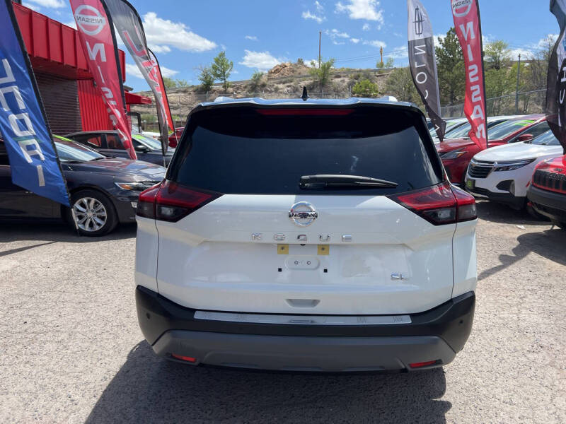 2021 Nissan Rogue SL